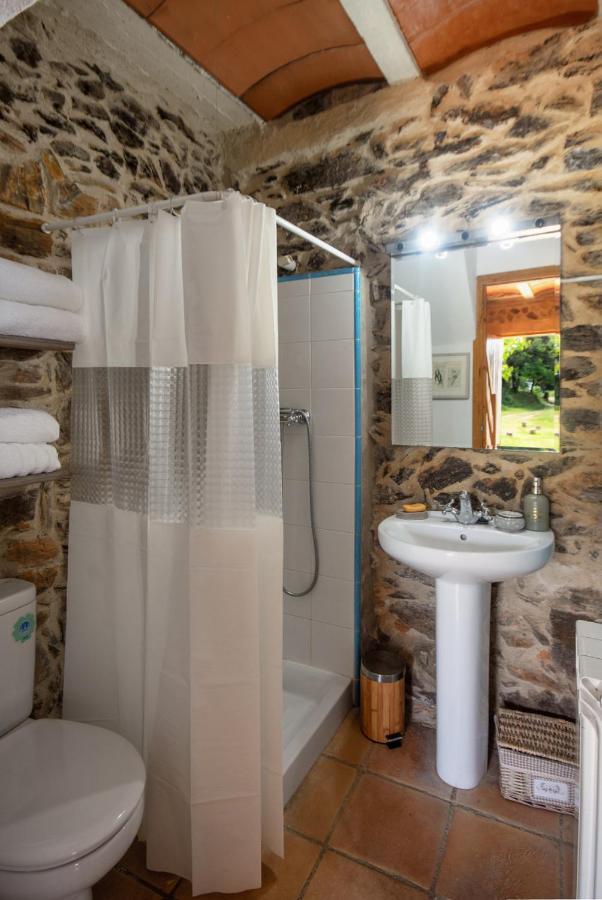 Apartamento duplex rural con chimenea y vistas panorámicas desde la cama Sant Marti Sacalm Esterno foto